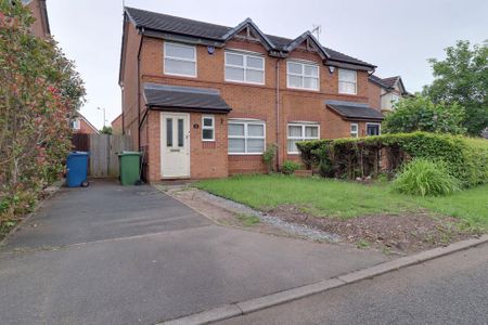3 bedroom semi-detached house to rent - Photo 3