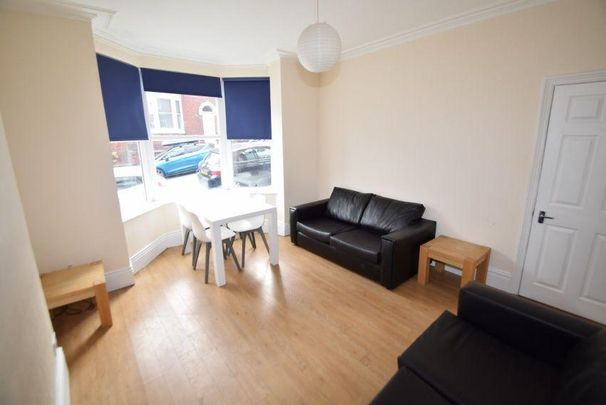 4 bedroom house share to rent - Photo 1