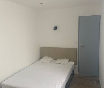 Location Appartement 2 pièces 31m² NIMES 30000 - Photo 1