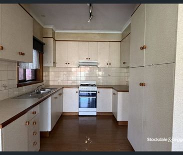 WALKING DISTANCE TO CBD - Photo 4