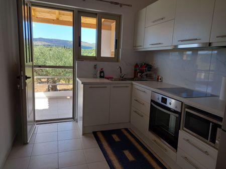 Μονοκατοικία για ενοικίαση Ασίνη (Κορώνη) - Φωτογραφία 4