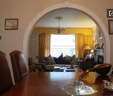 Decorated room in shared apartment in Killiney, Dublin - Photo 3