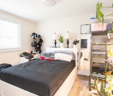 Spacious 3 Bedroom Unit off of Upper Gage!! - Photo 5