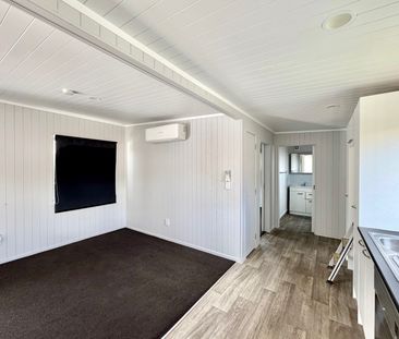 8A Lynmore Drive, Hill Park, Auckland - Photo 5