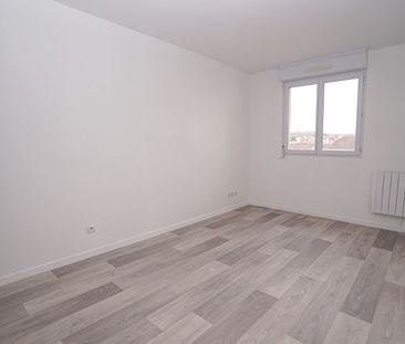 Location Appartement 3 pièces 65m² - Photo 6