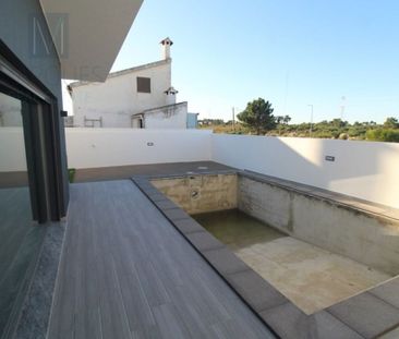 3 bedroom luxury House for rent in Quinta Valadares, Seixal, Distri... - Photo 2