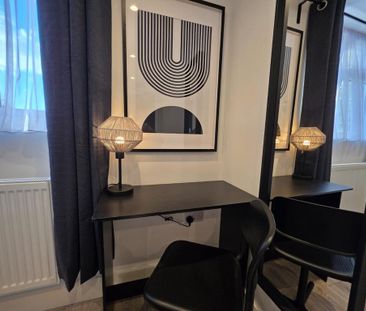 Studio to rent - Photo 4