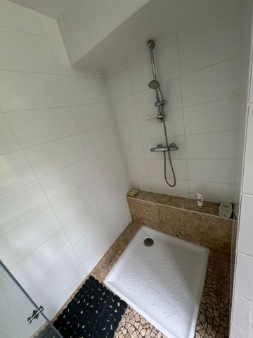 Location Appartement 2 pièces 85m² - Photo 2