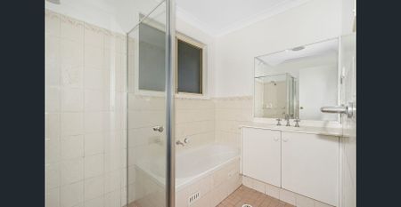 Clean and Tidy 3 Bedroom Home - Photo 3