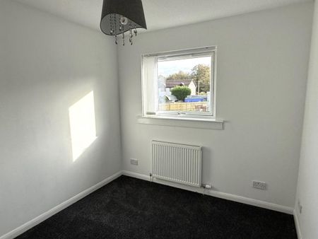 2 bedroom semi-detached house to rent - Photo 5