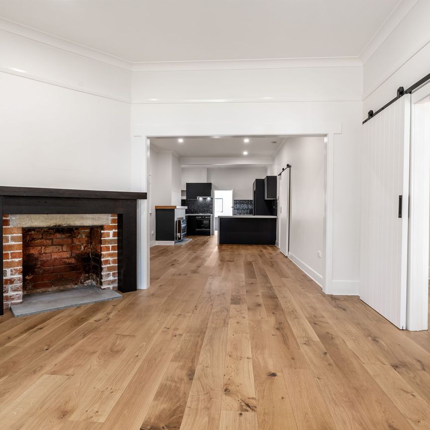 COTTAGE CHARM MEETS MODERN COMFORT - Photo 1