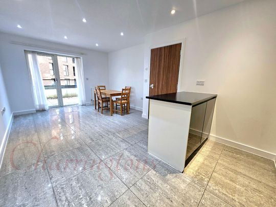 One Bedroom Apartment To Let Shearwater Drive Hendon NW9 - Photo 1