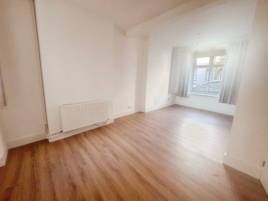 Holmes Street, BARRY - Photo 1