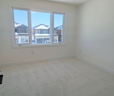 For Lease - 67 Creighton Drive, Loyalist, Ontario - Photo 2