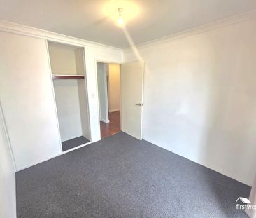 Low maintenance home available!! - Photo 3