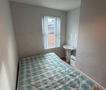 52 Melrose Street, Belfast, BT9 7DN - Photo 3