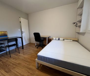 Un studio lumineux partagée – Esplanade / Rue de Copenhague - Photo 1