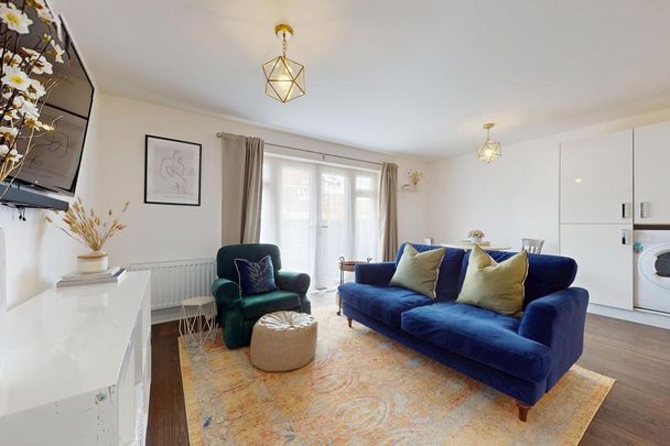 2 bedroom apartment to rent - Photo 1