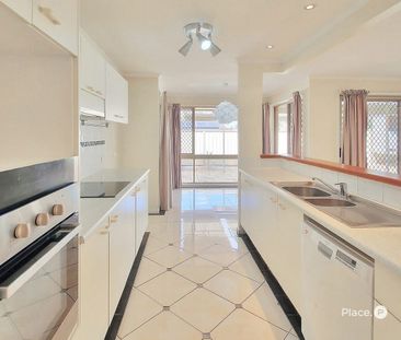 50, Maywood Crescent, QLD, Calamvale - Photo 3