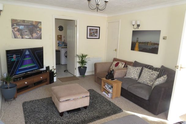 Matthews Drive, Maidenbower, CRAWLEY - Photo 1