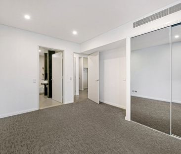 Premium Three-Bedroom Apartment I Spacious Layout & Luxe Interiors - Photo 2