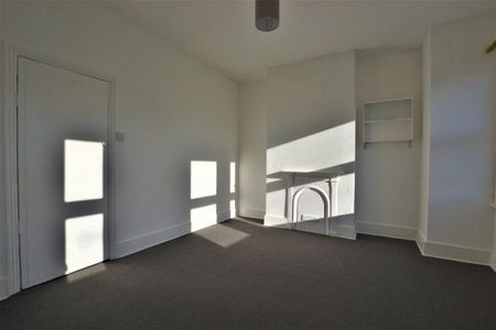 Winchcombe Road, Eastbourne, East Sussex - Photo 3