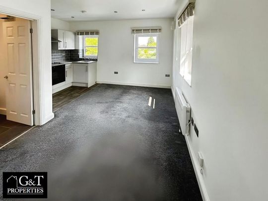 Studio to rent - Photo 1