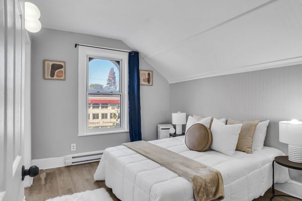 For Lease - 297 Sherbrooke Street, Peterborough, Ontario - Photo 1