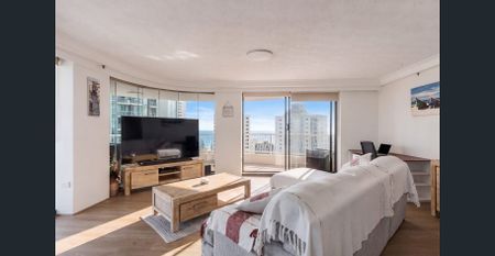 Stunning Renovated Furnished Beachside Living - Photo 2