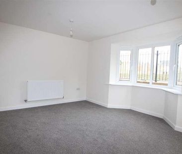Quarry Bank Road, Fagley, BD2 - Photo 2