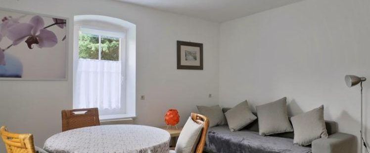 (EF0372_M) Eisenach: Eisenach, möblierte helle 2-Raumwohnung, ruhige Lage nahe der City und dem Stadtgarten - Foto 1