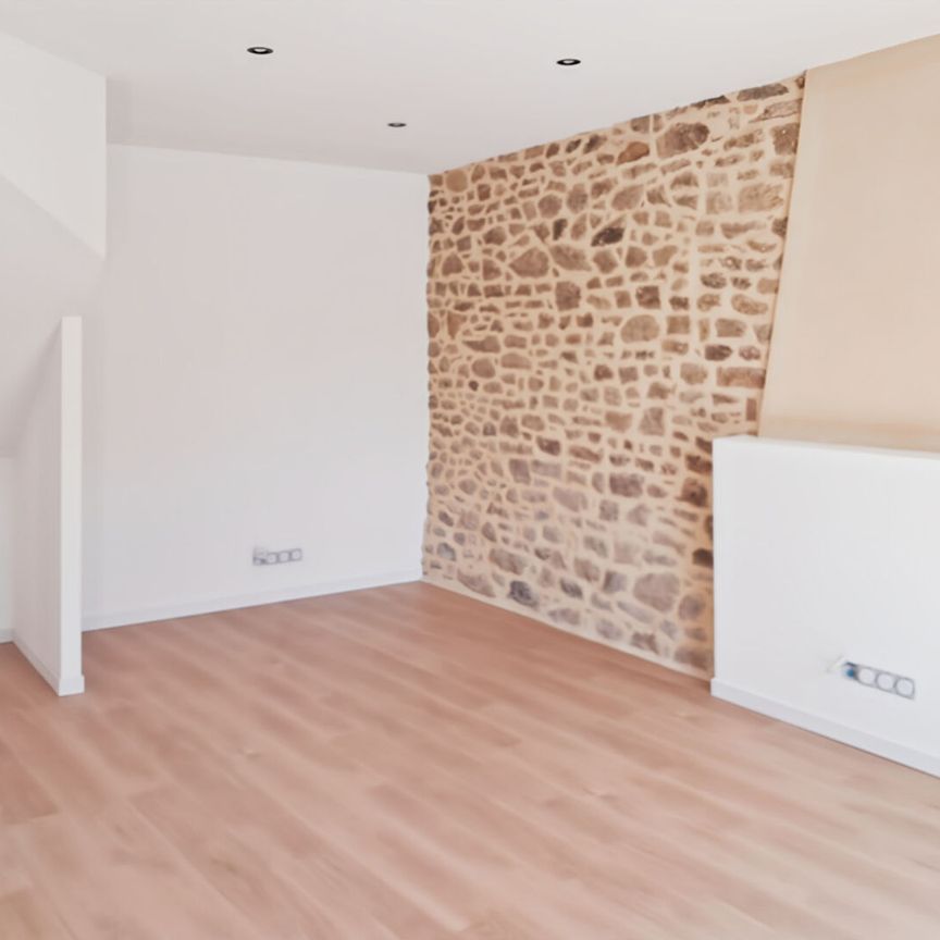 Location Maison 5 pièces 111m² SENS DE BRETAGNE 35490 - Photo 1