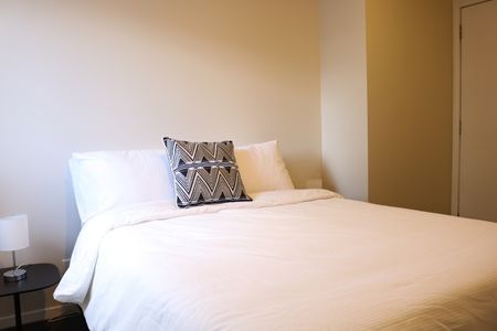 421 Queen Street – 6 - Photo 2