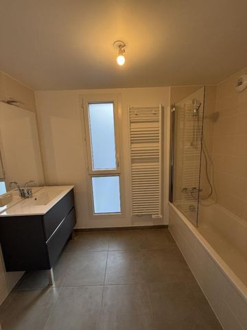 Location Appartement 3 pièces 61m² AIX LES BAINS 73100 - Photo 5