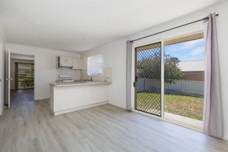 10 Dava Court, Kangaroo Flat - Photo 4