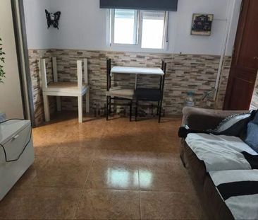 Alquiler de piso en Calle Alhama - Photo 2