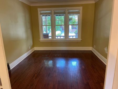 For Lease - 109 Carrick Avenue Unit# 2, Hamilton, Ontario - Photo 2