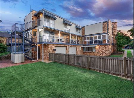 12 Marsala Street, Carseldine QLD 4034 - House For Rent | Domain - Photo 3