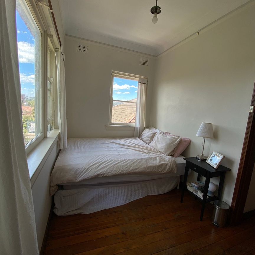 Bondi Beach - Photo 1