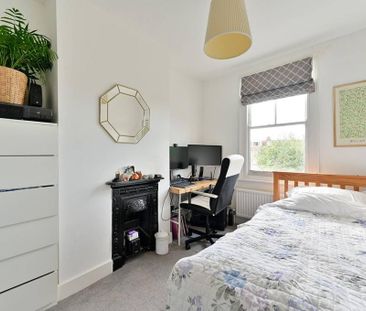 3 bedroom terraced house to rent - Photo 6