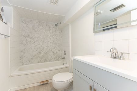 For Lease - 212 Oakwood Avenue Unit# bsmnt, Toronto, Ontario - Photo 5