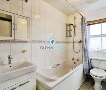 Plaines Close, Slough, SL1 - Photo 2