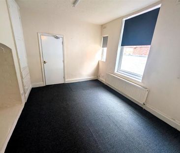 2 bedroom house to rent - Photo 3