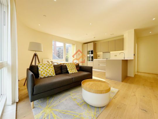 Europa House, 7 No 1 Street, London SE18 - Photo 1