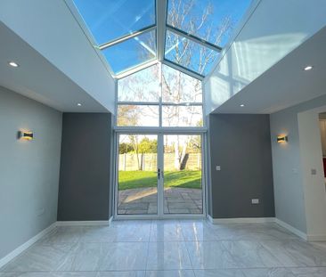 4 bedroom Detached House to let - Photo 5