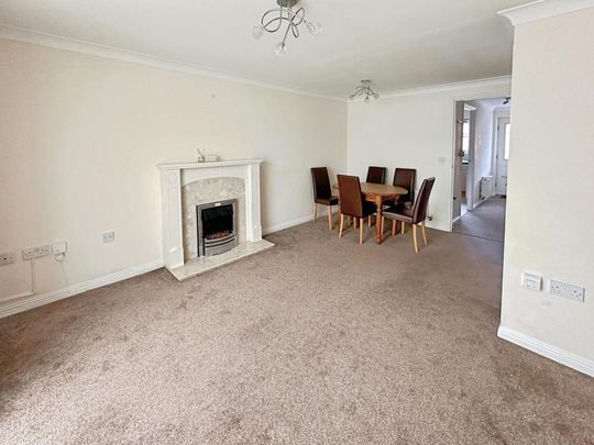 3 bedroom end of terrace house to rent - Photo 1