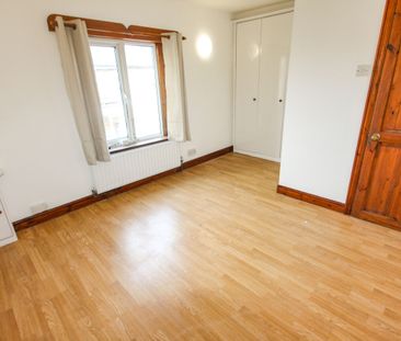 One-Bedroom Flat - Photo 6