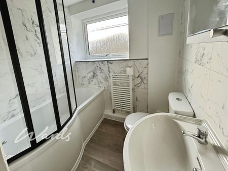 2 bedroom maisonette to rent - Photo 3