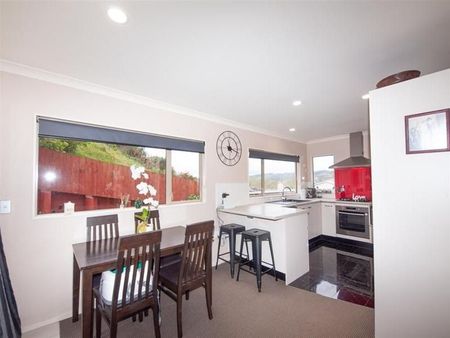 50 Erlestoke Crescent, Churton Park - Photo 4