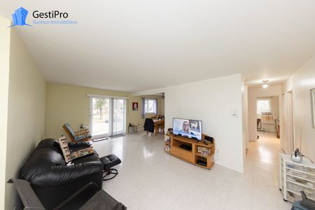 3640 Blain - Photo 3